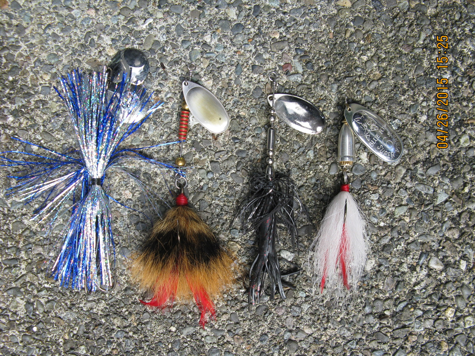bucktail musky fishing lures 8/9 Powerful 2 hook design with a slim bucktail profile tail will get the job done right Livingston Lures EBS Spinner 158