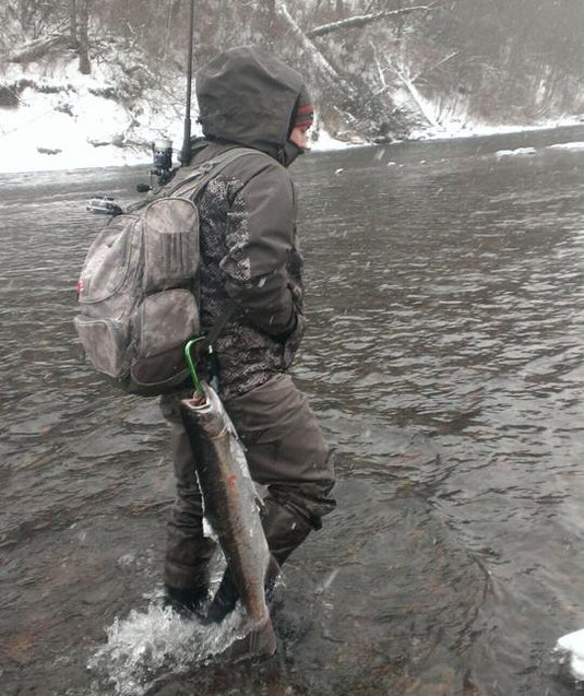 Easily carry your bonked fish!
