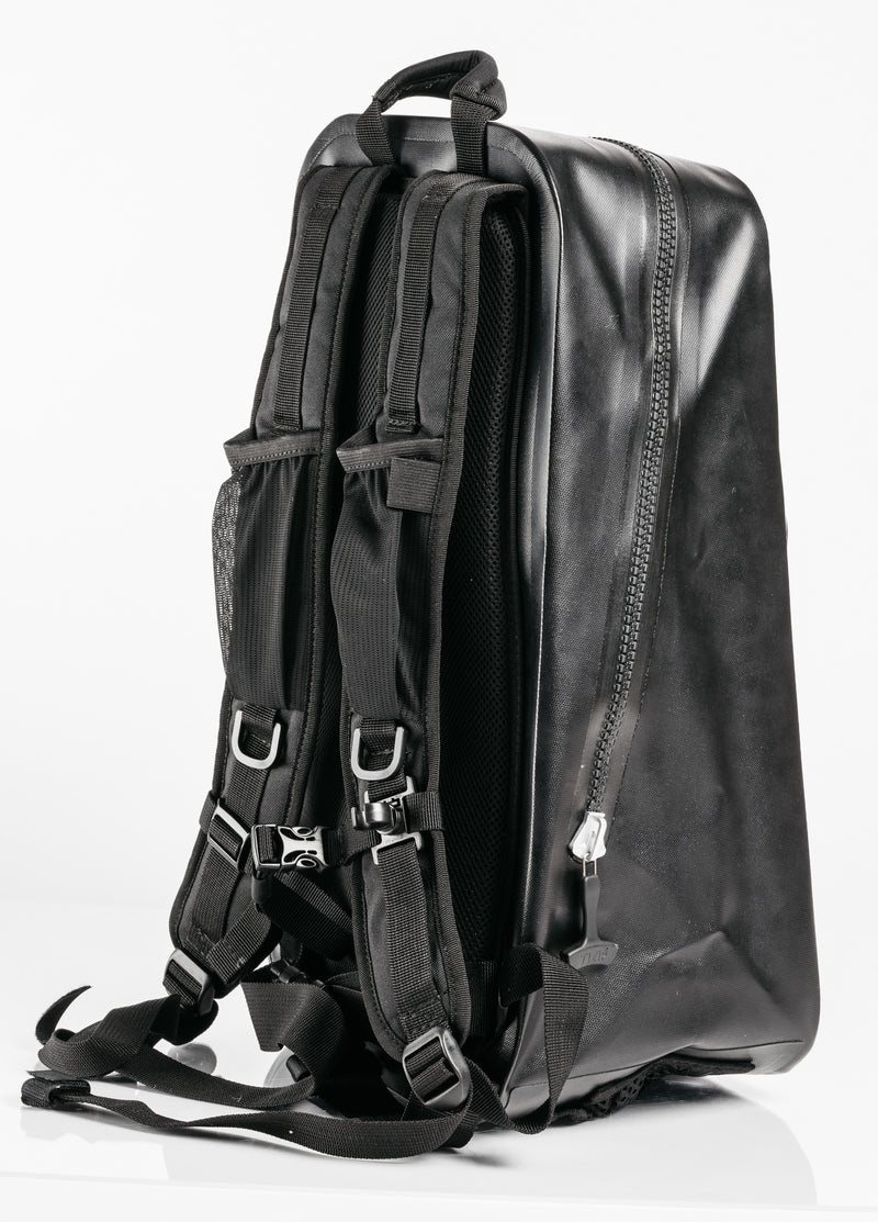 Load image into Gallery viewer, Black 25L River Hopper Waterproof Backpack
